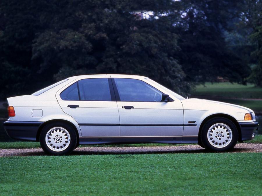  BMW 325i Sedan 1991 года  (фото 2 из 2)